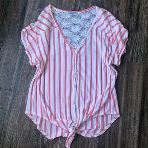 Lace back, tie front top